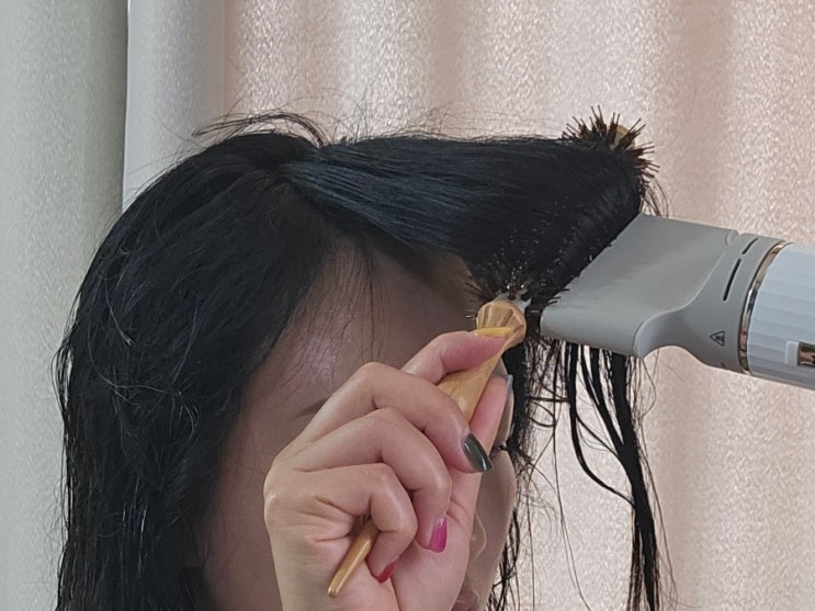 머리빗추천 드라이빗 하나 바꿨을뿐인데 볼륨살리기 어렵지 않아요