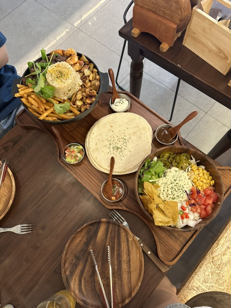  영등포구청역타코 맛집 타코박스