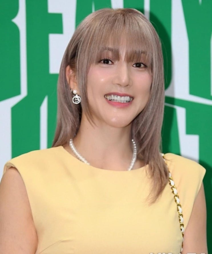 '결혼 7년 차' 바다, 11살 연하 남편 최초 공개 자랑..."박보검 닮은꼴" '결혼 7년 차' 바다, 11살 연하 남편 최초 공개 자랑..."박보검 닮은꼴"