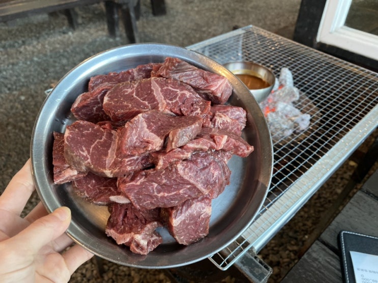  울산 울주 베테랑 바베큐 안거미_캠핑장 분위기 소고기집