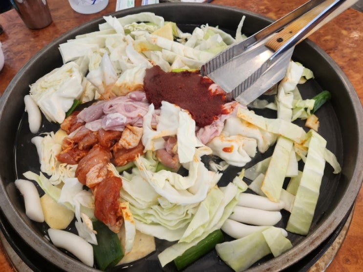  일산 닭갈비 맛집 '춘천명동1번지닭갈비' 닭내장 닭갈비 맛본 후기(메뉴/가격/주차)
