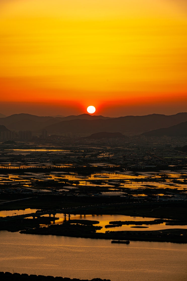  부산의 일몰 명소 구포 범방산