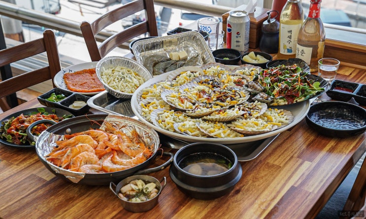 [시흥] 낭만조개 오이도본점 빨간등대 뷰가 좋은 오이도 맛집에서 싱싱한 조개구이