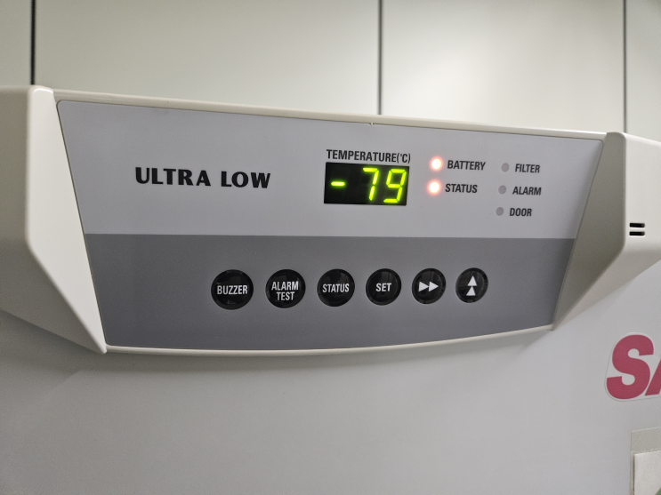  Sanyo Deep Freezer Battery 교체 수리 (산요 딥프리저 배터리 수리)