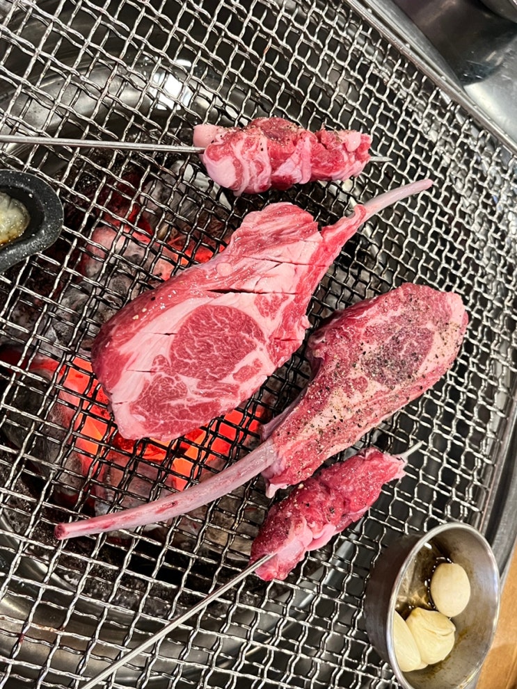  성서고기집 화로향 아침까지 운영하는 룸 식당