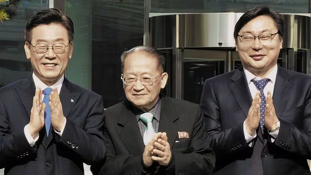 <b>검찰</b> "<b>이화영</b>, 李에 17회 보고" vs 이재명 "나 몰래 추진"