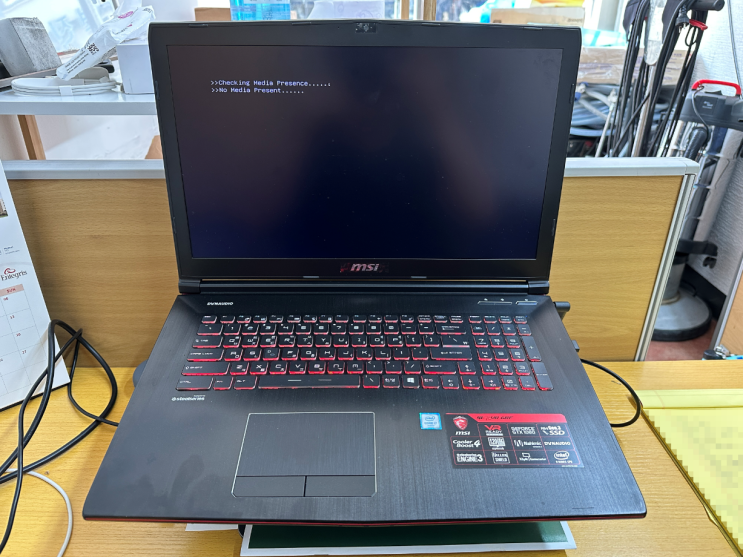  공덕동 컴퓨터수리 효창동 출장 MSI GE72VR 6RF 노트북 Checking Media Presence SSD 고장