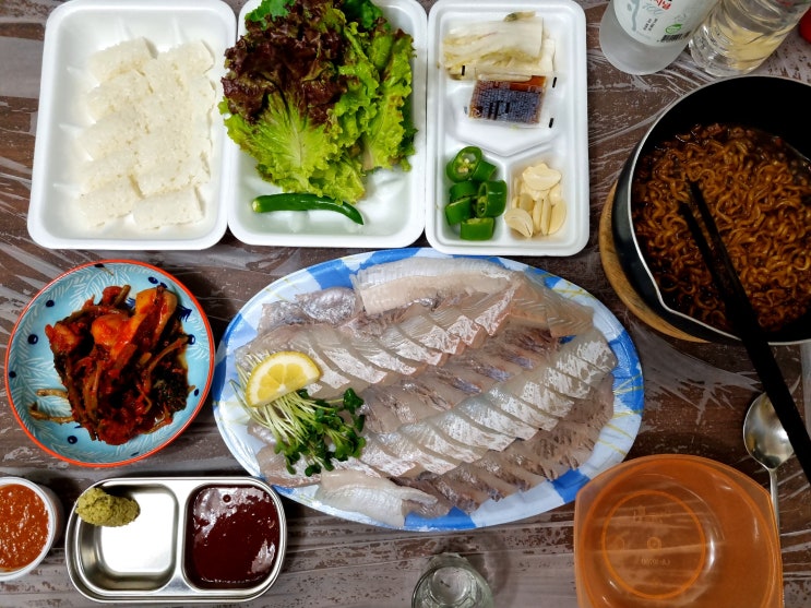  단골 횟집 회 포장 전문점 내돈내산 부평종합어시장