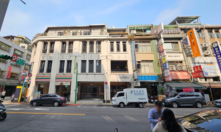  대만 여행 # 01. 카리 도넛 맨날 먹을 수 있는 타이베이 숙소 미앤더 1948 호스텔 / 타이베이 가성비 숙소 추천