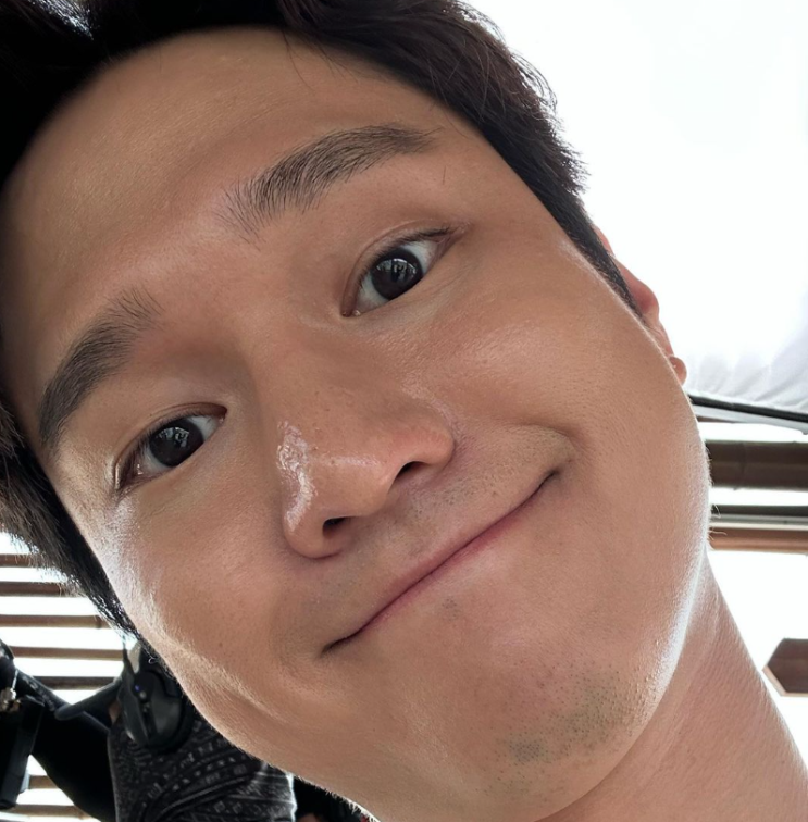 행복한 <b>고경표 패션</b> 테러에 공효진 권혁수 고규필 류승룡 반응