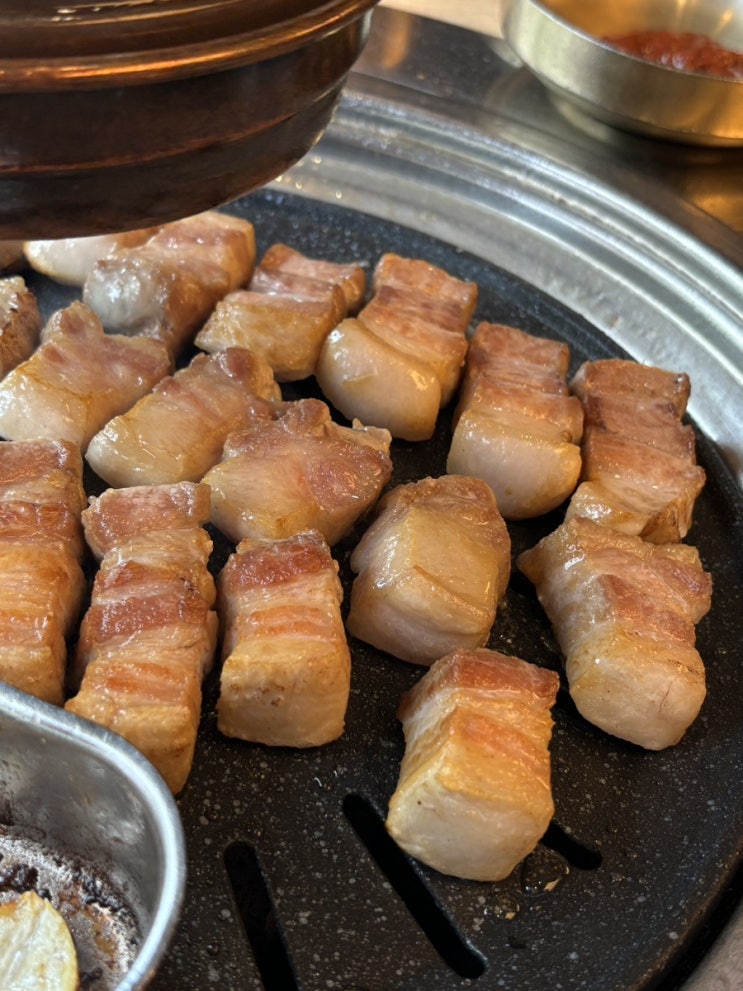  강남 단체 회식하기 좋은 삼겹살, 크림볶음밥 맛집 : 강남 돝고기506