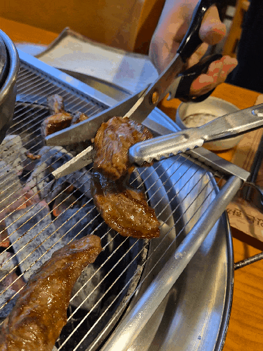 상동고기집 두근반 상동점, 생고기와 양념고기를 한 번에 먹는 고기 맛집 상동고기집 두근반 상동점, 생고기와 양념고기를 한 번에 먹는 고기 맛집