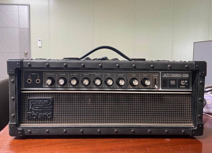  1985 Roland JC-120H  재즈코러스  220V 개조 및 보수작업