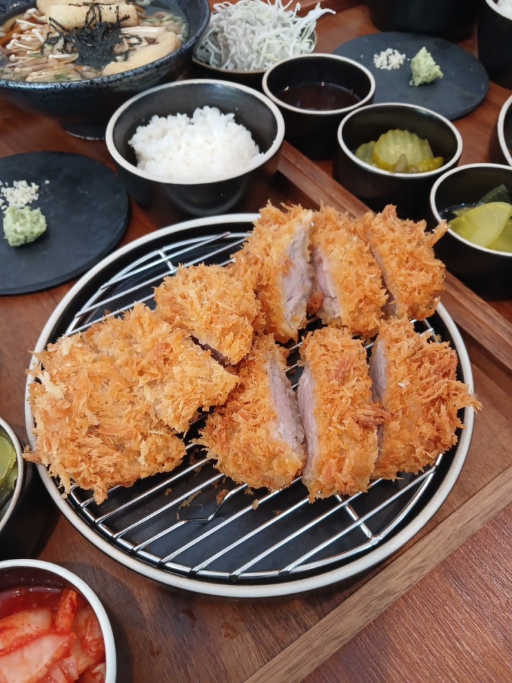  온의동맛집 돈카미 부드러운 돈까스와 카레
