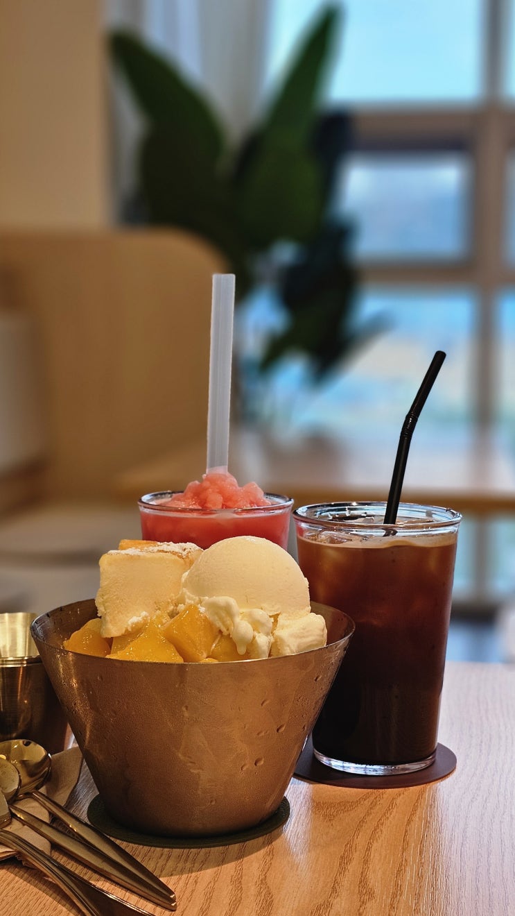  치즈케잌이 들어간 빙수 기장 디저트 카페 카인드엉클