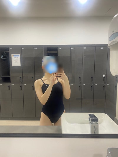 나이키 컷아웃 수영복 네이비 28사이즈 엉덩이 천 후기