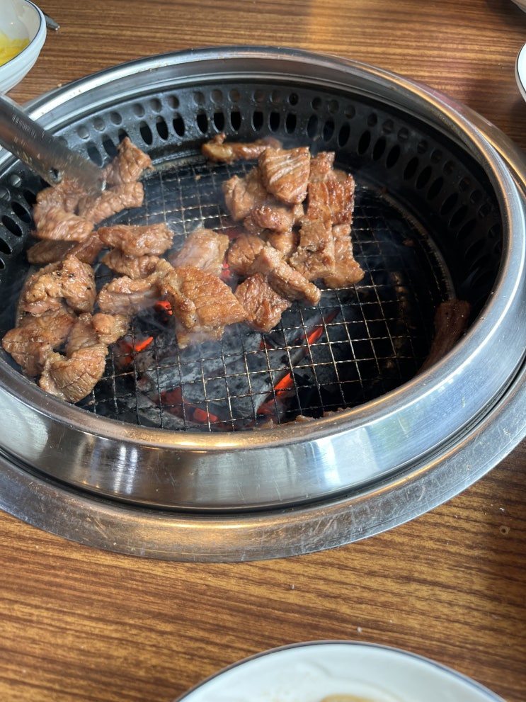  사창동 옛날 청해수산 자리에 있는 서원갈비(이모돈 내가 먹음)