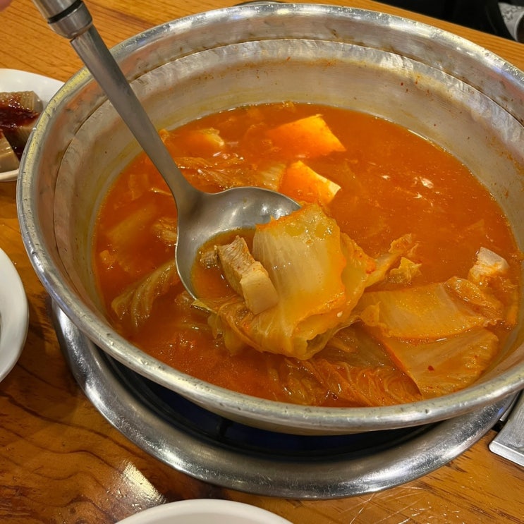  교대역 밥집 그냥찌개집 내돈내산 솔직후기