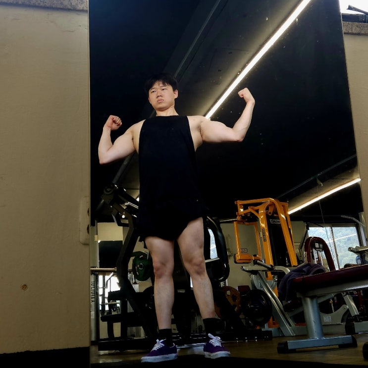 머슬핏 어깨운동 240612 코코넛 어깨 만들기 머슬핏 어깨운동 240612 코코넛 어깨 만들기