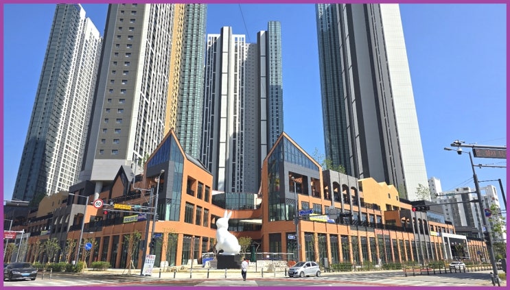  힐스테이트 고덕 스카이시티아파트 고층 뷰 조망권/어반그로브 테라스 있는 호실. 49층 주상복합