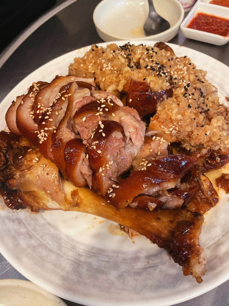  [인천 석남동/석남역] 온기족발 - 인천 3대 족발 줄서는 맛집 후기 (오리지널&마늘 반반족발, 묵은지 막국수)