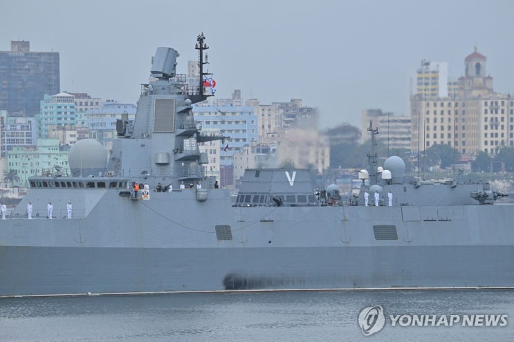 '美 <b>턱밑</b>' <b>쿠바에</b> 최신 극초음속 미사일 무장한 러 군함 입항