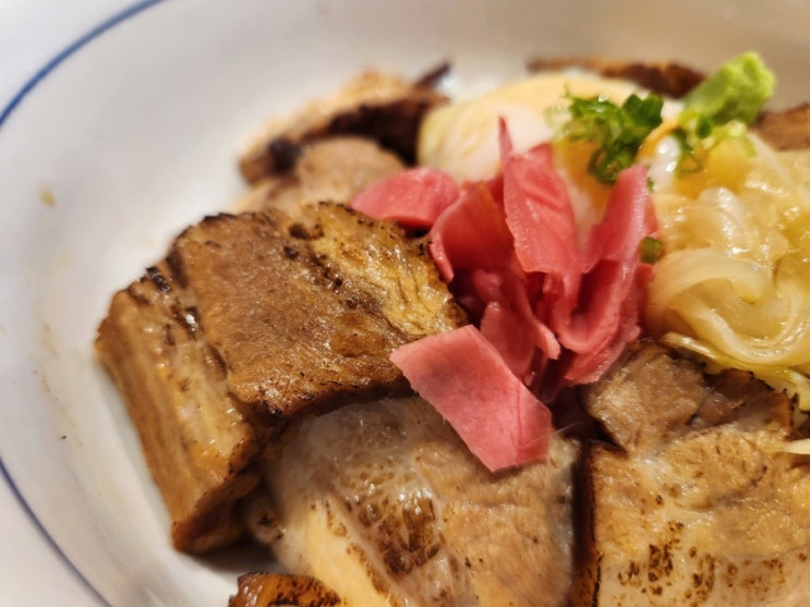  일상에서 맛보는 즐거움. 성수동 깔끔 담백 일본식 덮밥 맛집 [일상화식 성수점]