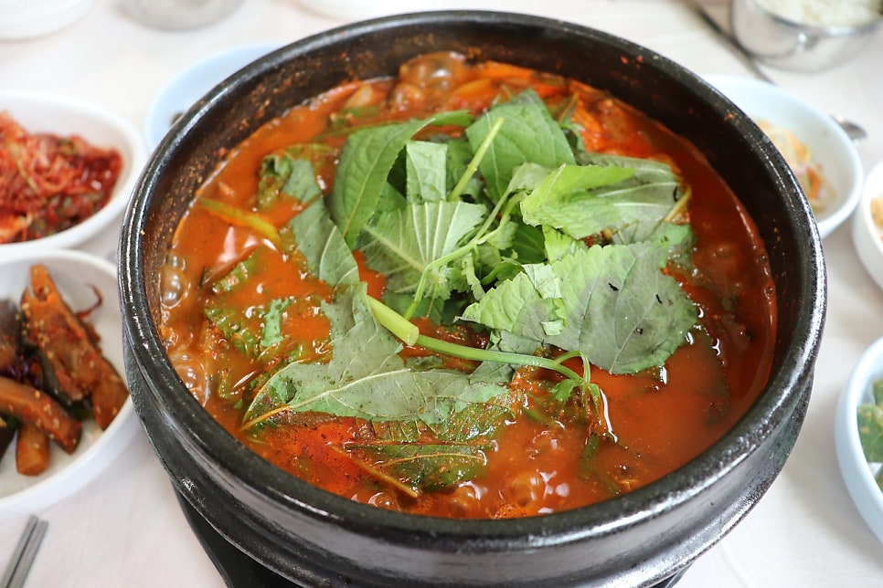 강변식당 사진 4
