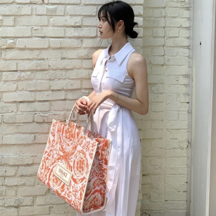  김지영 데일리백 베르사체 토트백 가방 가격은?