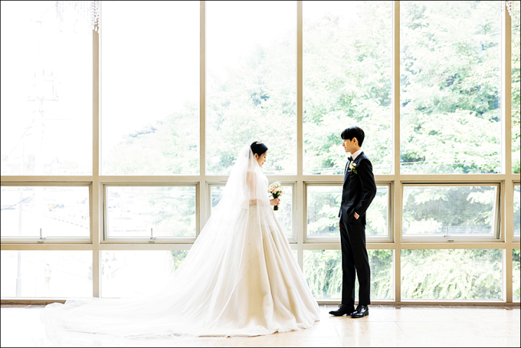  린다스튜디오 경기교총하우스 웨딩홀에서의 결혼스냅 촬영