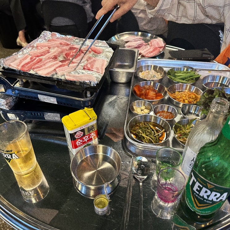  새로 생겨서 가본 박명수 브랜드 냉철한삼겹 삼전점 냉삼 계란찜 청국장밥 볶음밥 좀 아쉬웠던 리뷰.