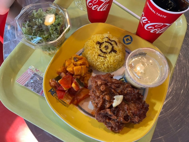  오사카 USJ 유니버셜스튜디오 재팬 맛집 스누피 백롯 카페 미니언즈 해피니스카페 후기