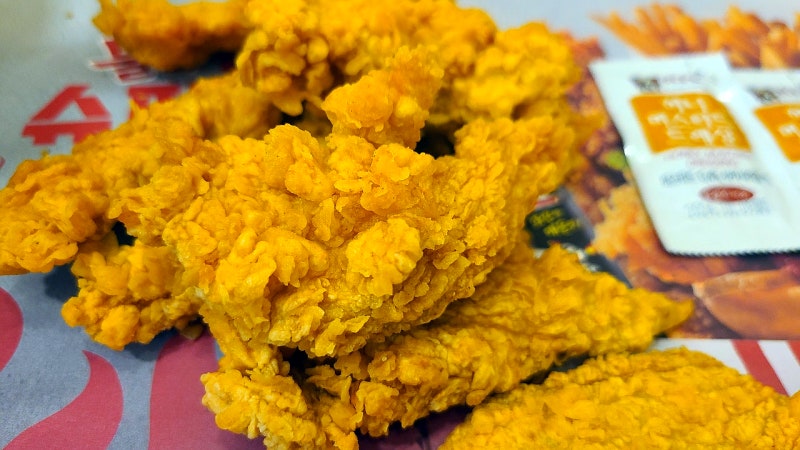 KFC 텐더 칼로리와 영양정보 및 시식리뷰까지