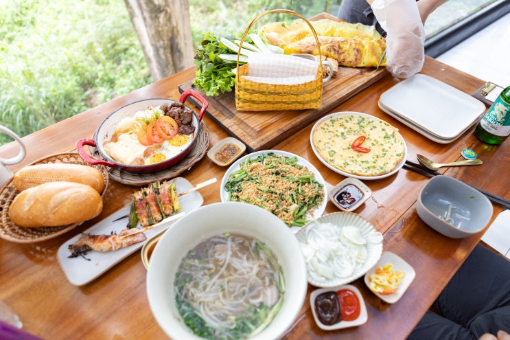  푸꾸옥 중부 맛집 롱비치 근처 베트남 음식 전문점 메오키친