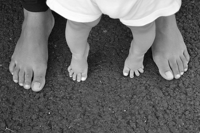  꿈이든치료사)소아치료사가 만나는 친구들은 중력에 대항해서 자세를 유지하는 것이 어렵습니다.