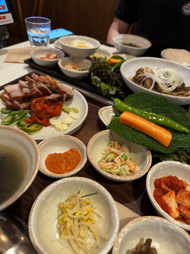  무월식탁 파르나스점 - 코엑스 한식 백반