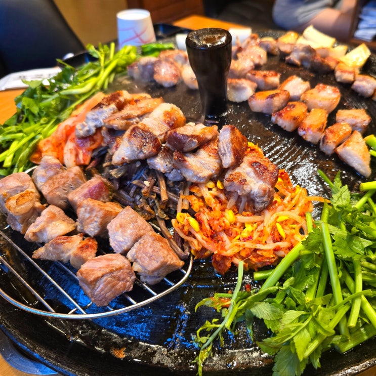  대전 시청역 맛집 단체모임 룸식당 만재네 후기 (솥뚜껑 삼겹살)