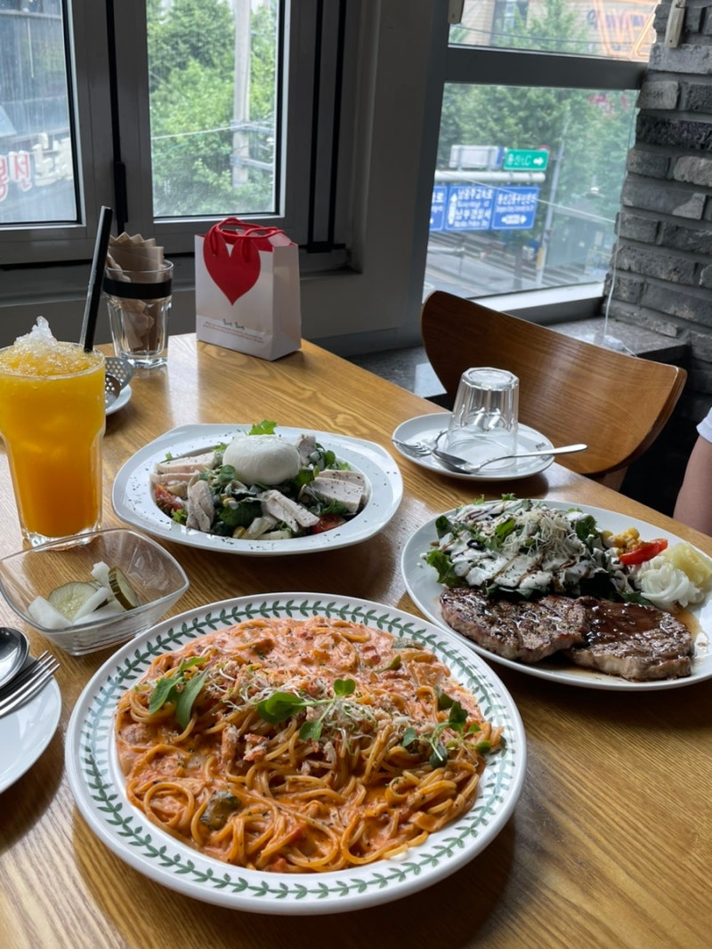 광주 봉선동 파스타 양식 맛집 이탈리아 퓨전 레스토랑 로니로티 점심식사 추천