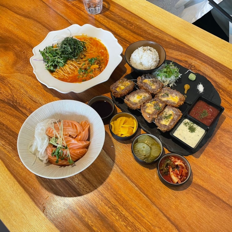  홍대 데이트 맛집 2만원 안쪽 연남토마 연남본점