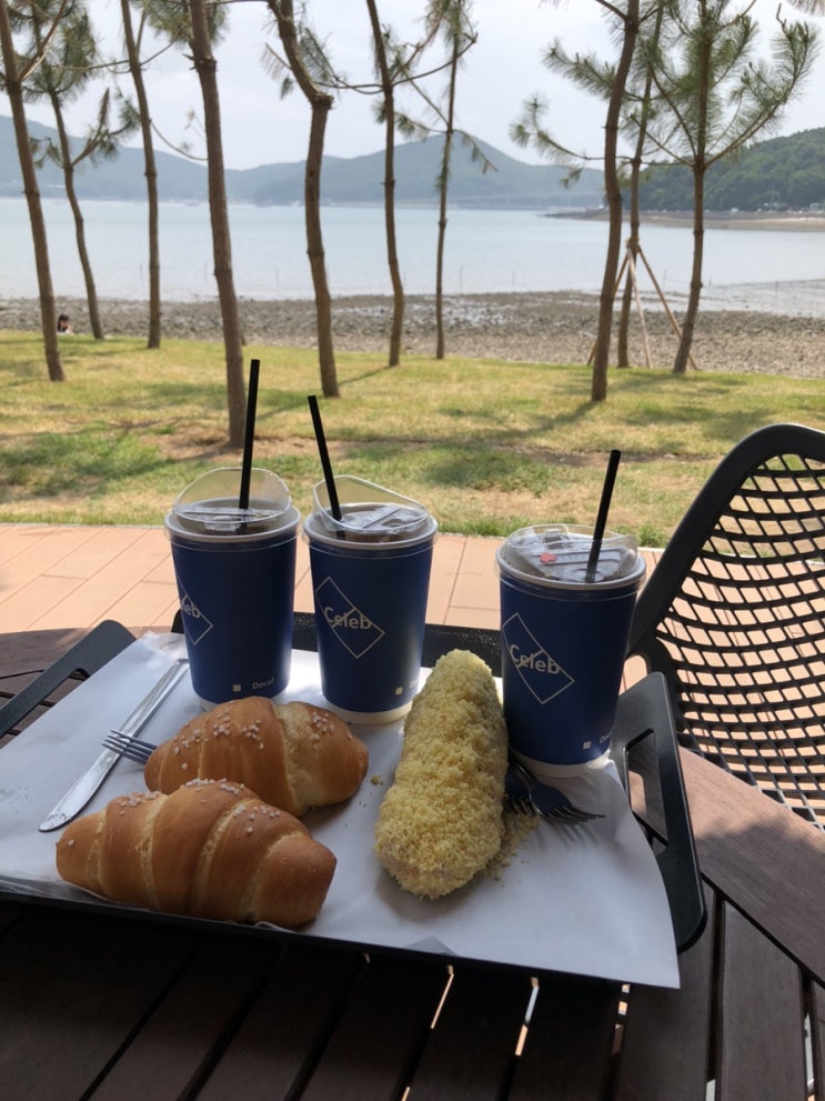  영종도카페 셀럽 베이커리 맛집 데이트코스 추천