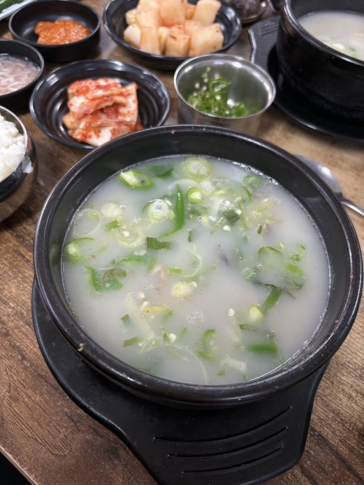  잡내 없이 진짜 맛있는 순대국 원탑 : 건대 고흥 순대국