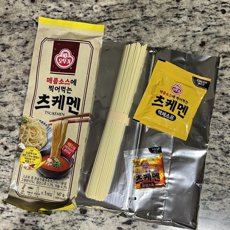  오뚜기 88인 리뷰 | 매콤소스에 찍어먹는 츠케멘