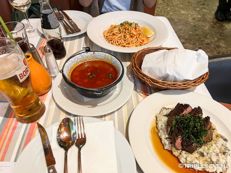  부다페스트 맛집 멘자레스토랑 후기! 오페라하우스 근처 부다페스트 굴라쉬 맛집!