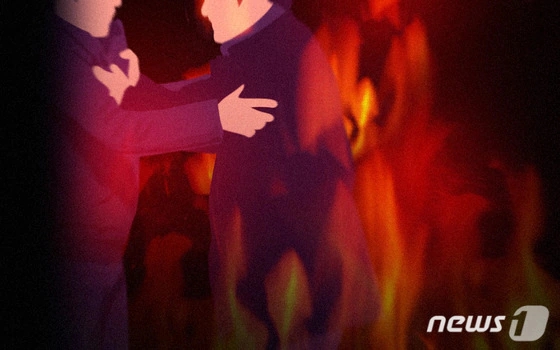 몰래 든 생명보험 2억원…윷놀이 도박 '컨테이너 살인'의 비밀 몰래 든 생명보험 2억원…윷놀이 도박 '컨테이너 살인'의 비밀