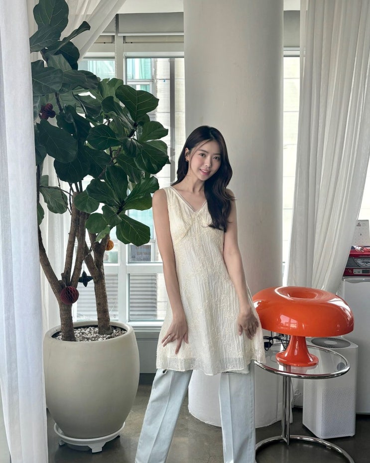  임나영 인스타그램 사복 패션 코디, 30대 여자 패션 온앤온 레이어드 원피스 추천!