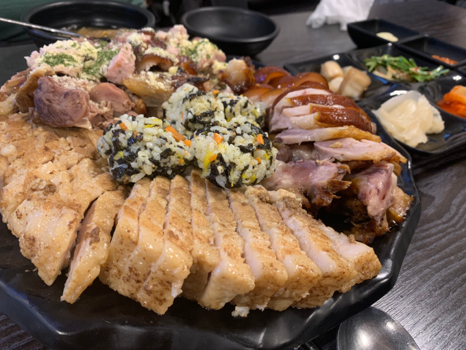  청량리 족발무한리필 맛집 위대한족보(보쌈, 족발, 냉채족발, 불족발, 튀김족발, 막국수)