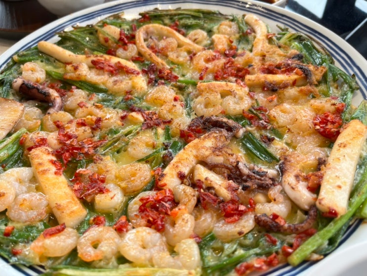  세종 맛집 탐방: 장원갑칼국수 세종 본점의 차돌박이 미나리쌈 샤브칼국수와 통새우 해물파전 리뷰 장원갑칼국수