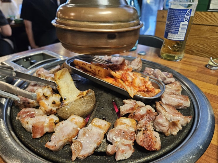  경희대 회기 싸고 맛있는 고깃집 거복이식당 후기(반반 한판, 소갈비살)