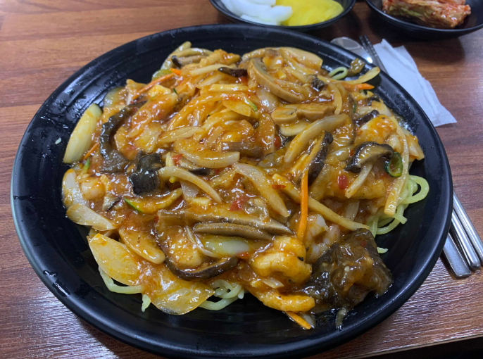  서울 중랑구 봉화산역 현궁(특밥, 특면)