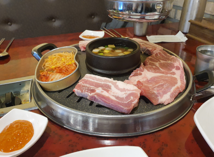  청량리 시립대 훈구생각(삼겹살,목전지,껍데기,갈비,무한리필)